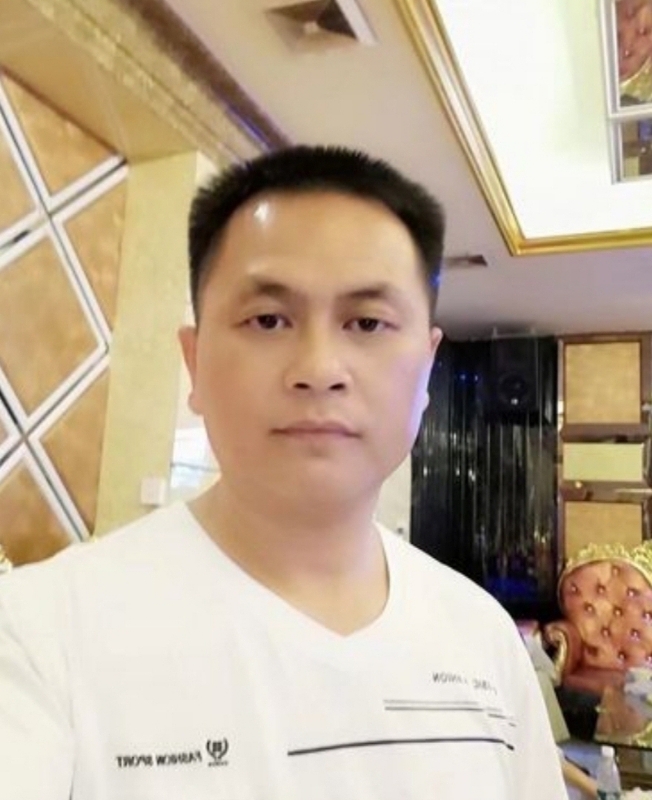小梁的第一张照片--梧州中老年相亲网