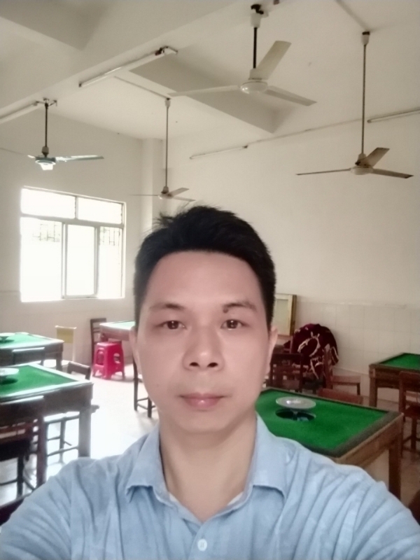 笑对人生的第一张照片--梧州中老年相亲网